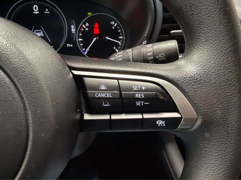 Used 2025 MAZDA MAZDA3 s Sport FWD image 13