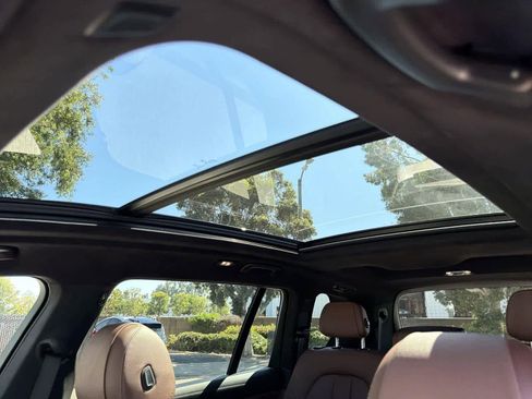 Used 2021 BMW X7 xDrive40i w/ M Sport Package image 10