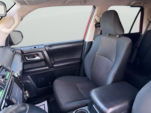 Used 2016 Toyota 4Runner Trail image 14