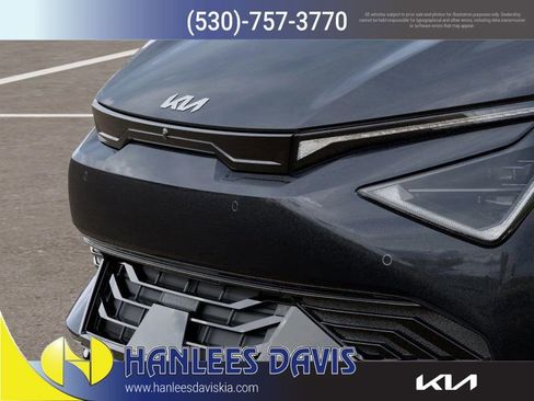 New 2025 Kia EV6 Light w/ Light LR Technology Package image 12