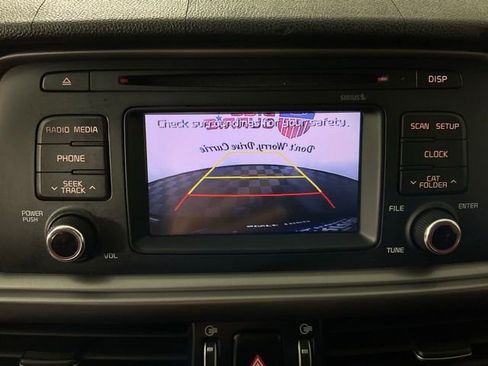 Used 2016 Kia Optima LX image 22