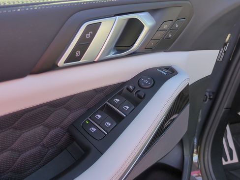 Used 2026 BMW X5 M Competition w/ Executive Package image 15