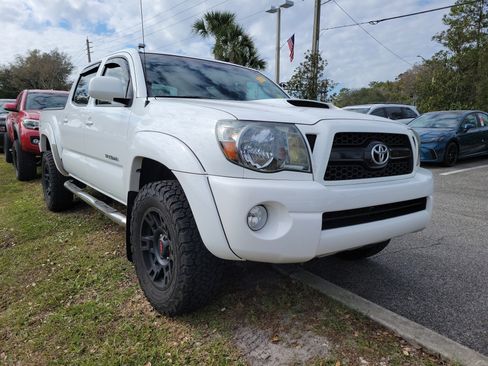 Used 2011 Toyota Tacoma PreRunner image 20