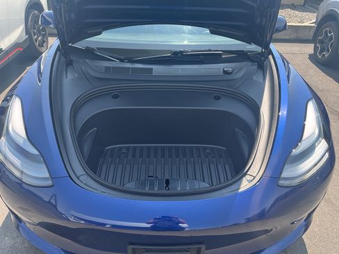 Used 2022 Tesla Model 3 Long Range AWD/4WD image 8