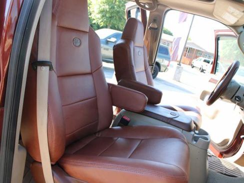 Used 2006 Ford F250 Lariat AWD/4WD image 28