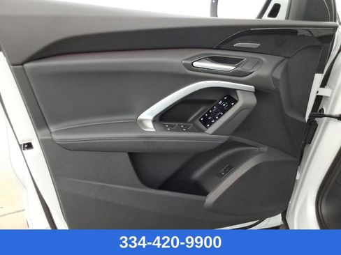 New 2025 Audi Q5 Premium Plus image 17