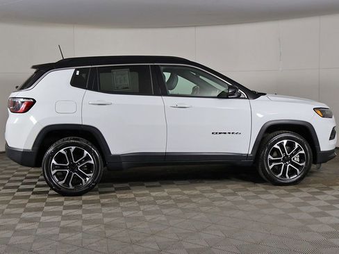 Used 2023 Jeep Compass Limited AWD/4WD image 19