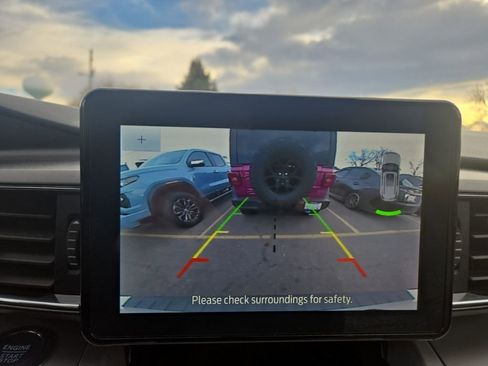 Used 2023 Ford Explorer XLT w/ Equipment Group 202A image 19