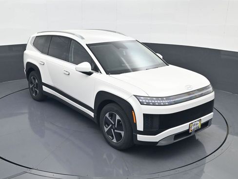 New 2026 Hyundai Ioniq 9 S image 16