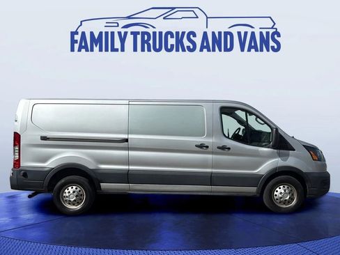 Used 2020 Ford Transit 250 Low Roof AWD image 6