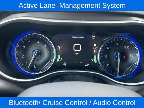 New 2026 Chrysler Pacifica Select image 16