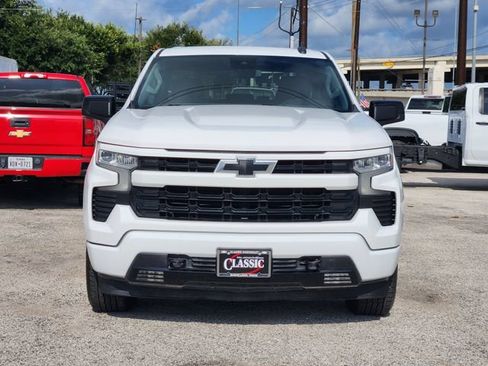 Used 2023 Chevrolet Silverado 1500 RST RWD image 2