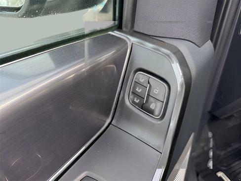 Used 2021 Ford F150 Lariat image 18