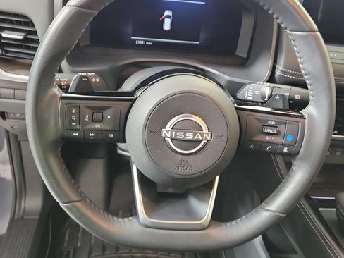 Used 2024 Nissan Rogue Platinum FWD image 15