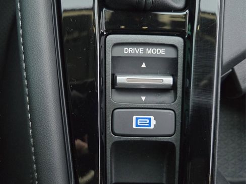 Used 2023 Honda Accord Touring image 25