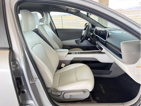 Used 2023 Hyundai Ioniq 6 SEL image 14