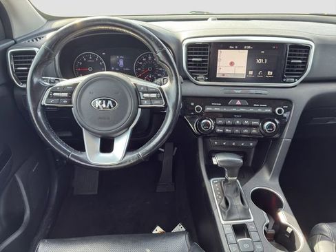 Used 2022 Kia Sportage EX w/ EX Technology Package image 15