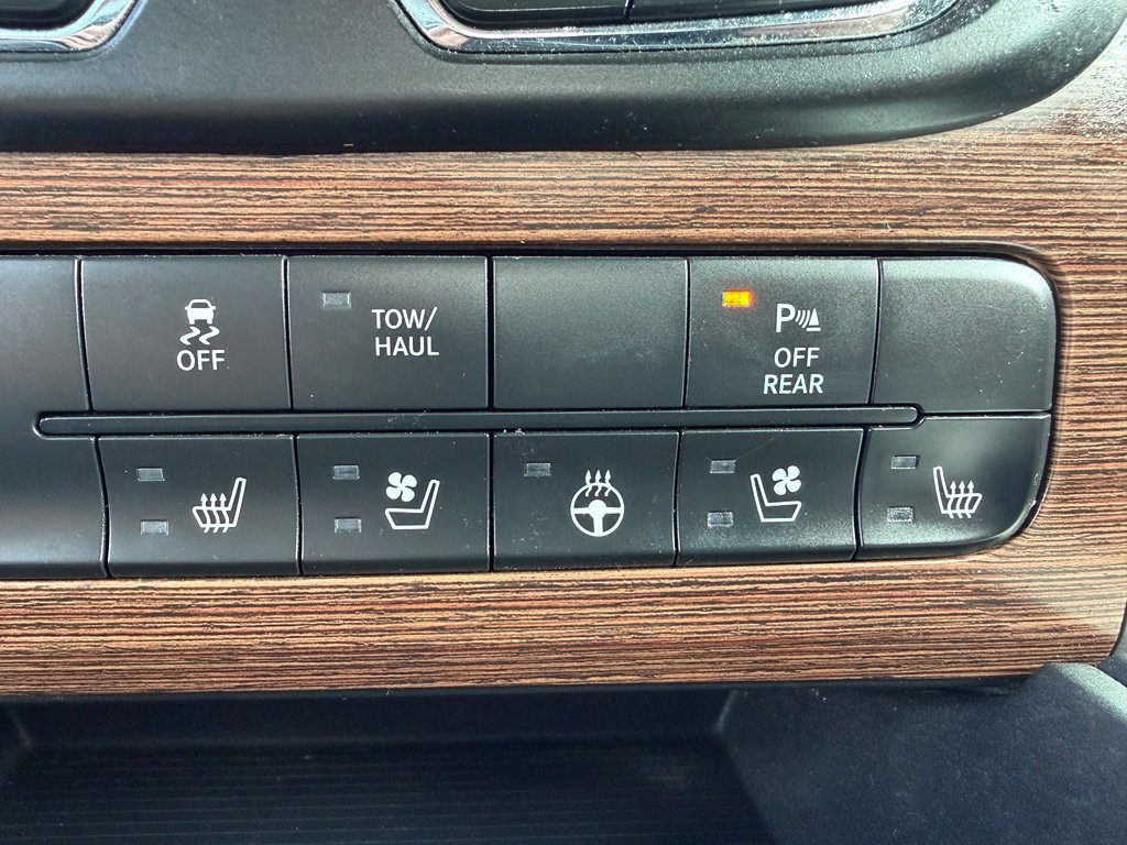 Used 2016 RAM 1500 Laramie AWD/4WD image 7