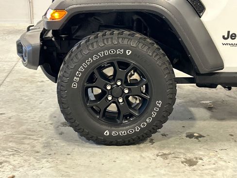 Used 2021 Jeep Wrangler Unlimited Sport image 11