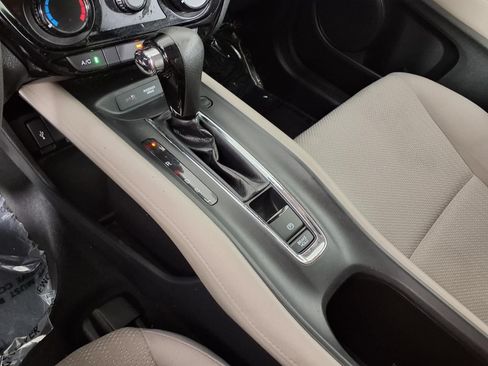 Used 2018 Honda HR-V LX image 18