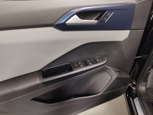 Certified 2023 Volkswagen Taos SE AWD/4WD image 25