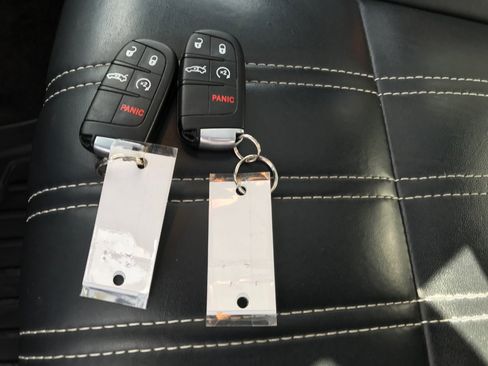 Used 2016 Chrysler 300 S w/ 300S Premium Group AWD/4WD image 29