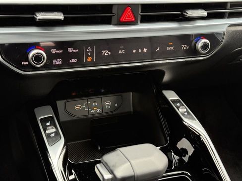 New 2026 Kia Sorento SX Prestige image 16