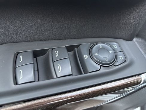 Used 2020 Chevrolet Silverado 1500 RST w/ All-Star Edition image 17