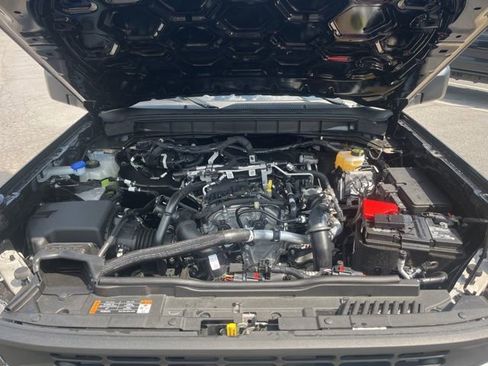 New 2025 Ford Bronco 2-Door image 28