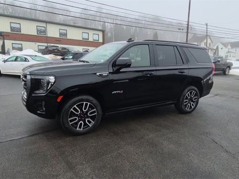 Used 2022 GMC Yukon AT4 image 5