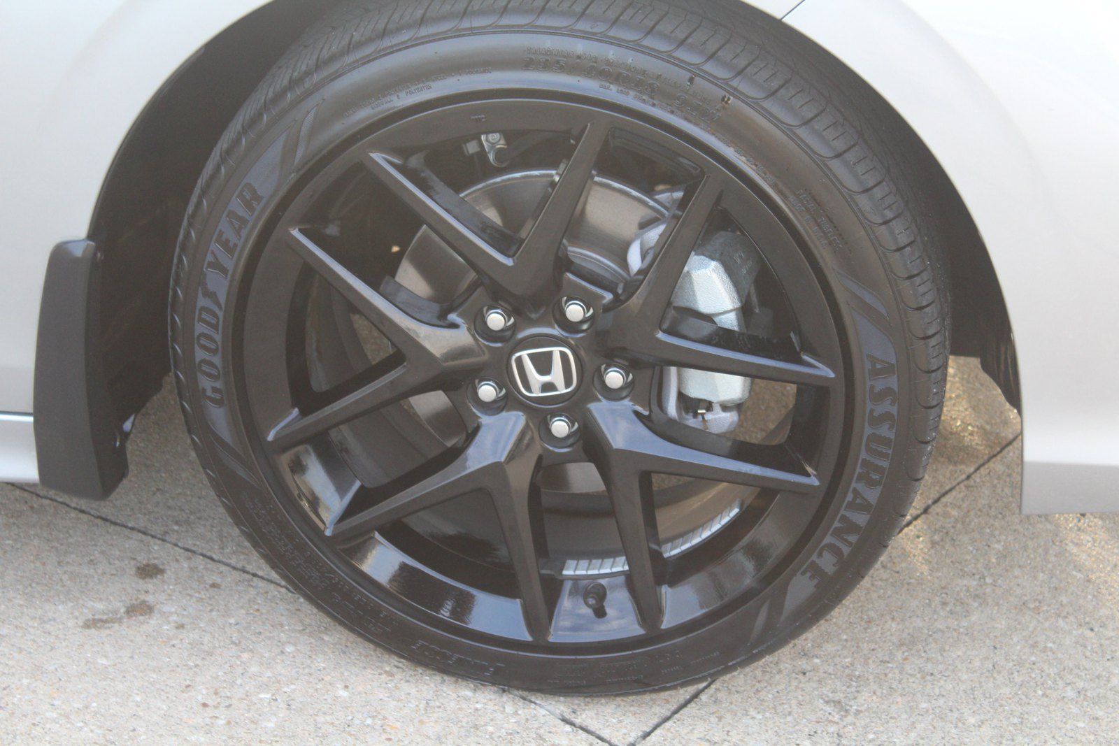 Certified 2025 Honda Civic Sport image 3
