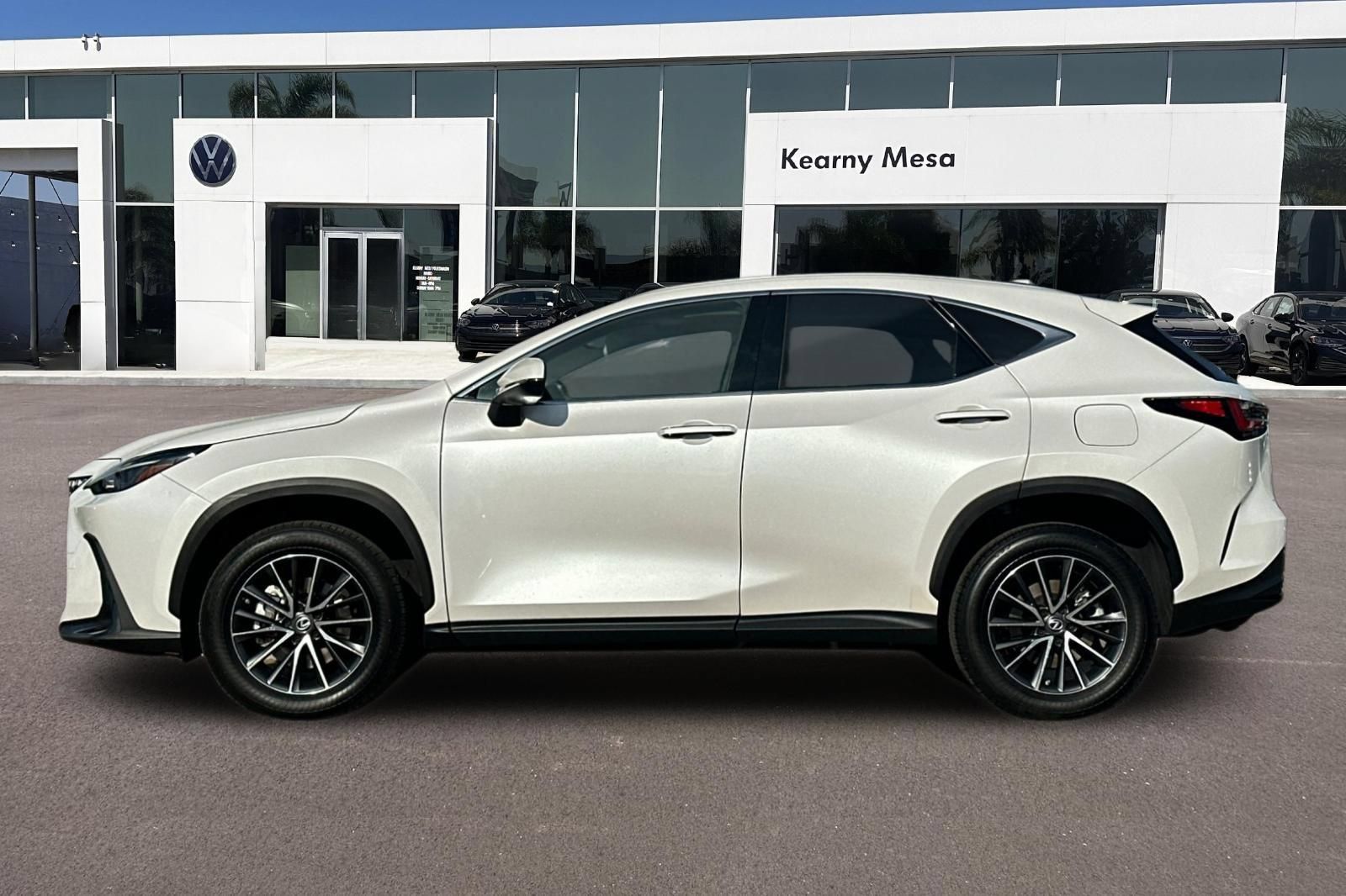 Used 2022 Lexus NX 350h AWD image 7