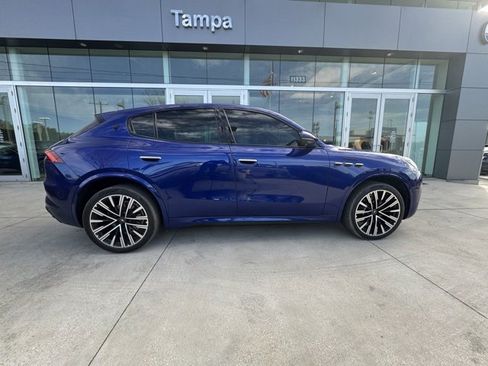 Certified 2023 Maserati Grecale Modena image 18