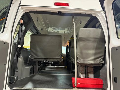 Used 2014 Ford E-250 and Econoline 250 Extended w/ Power Group RWD image 20