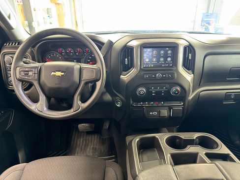 Used 2025 Chevrolet Silverado 1500 Custom AWD/4WD image 30