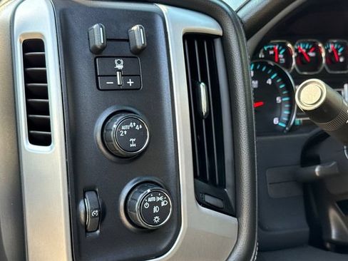 Used 2018 GMC Sierra 1500 SLT w/ Texas SLT Premium Package AWD/4WD image 22