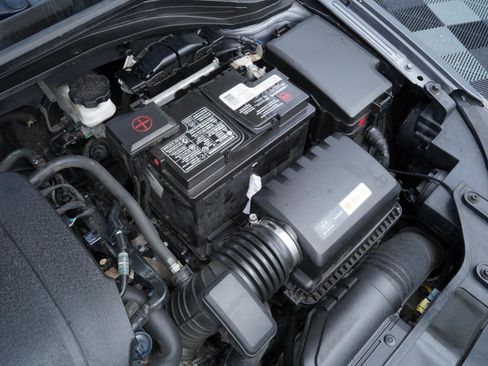 Used 2018 Hyundai Elantra SEL image 78