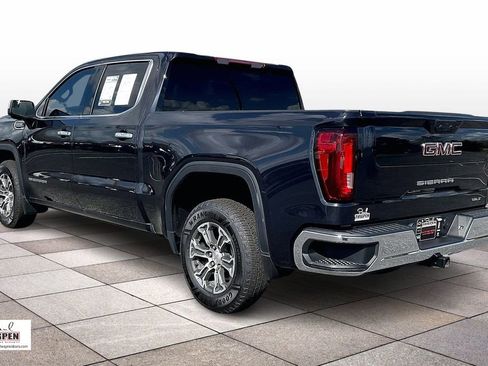 Used 2025 GMC Sierra 1500 SLT image 2