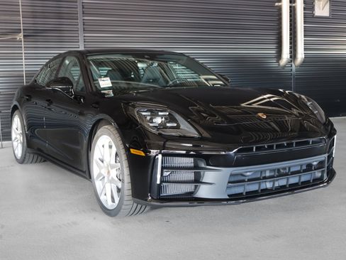New 2026 Porsche Panamera 4 image 7