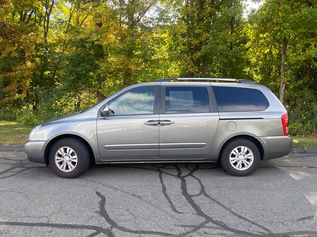 Used 2012 Kia Sedona LX w/ PWR Pkg FWD image 5