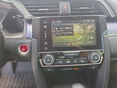 Used 2016 Honda Civic Touring image 23