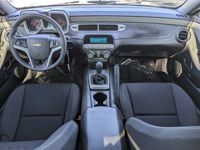 Used 2015 Chevrolet Camaro LS RWD image 16