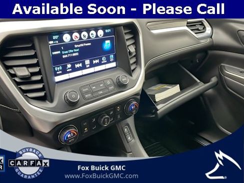 Used 2018 GMC Acadia SLT image 21