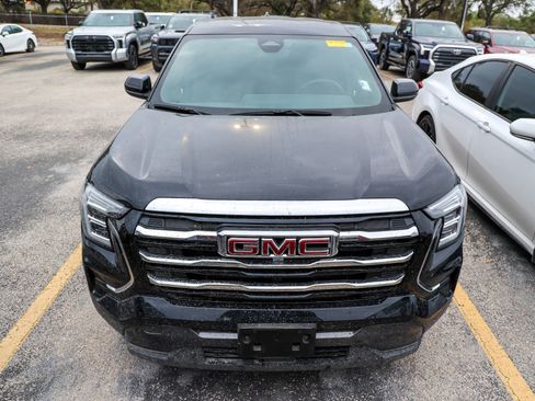 Used 2025 GMC Terrain Elevation image 5