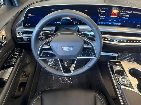 Certified 2024 Cadillac Lyriq Tech w/ Driver Assist Package AWD/4WD image 15