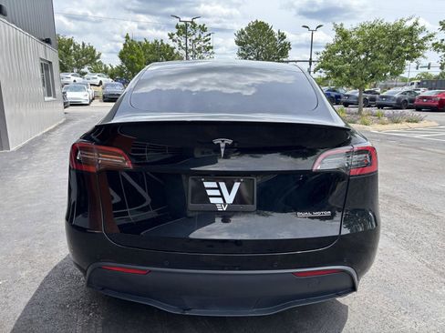 Used 2022 Tesla Model Y Performance AWD/4WD image 8
