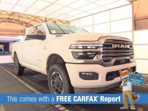 Used 2025 RAM 2500 Laramie AWD/4WD image 2
