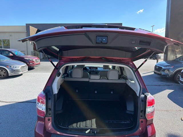 Used 2016 Subaru Forester 2.5i Touring w/ Eyesight & Navigation System AWD/4WD image 9