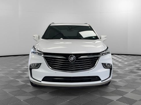 Used 2024 Buick Enclave Premium image 3