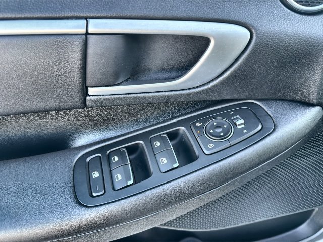 Used 2025 Hyundai Sonata SEL FWD image 21